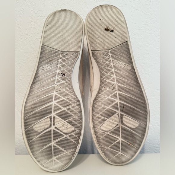 Vionic Beach Marshall Slip On Sneaker Women’s 9.5 - Picture 5 of 7